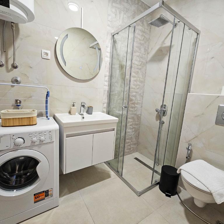 Harmony Garden Apartments - Apartment - 9