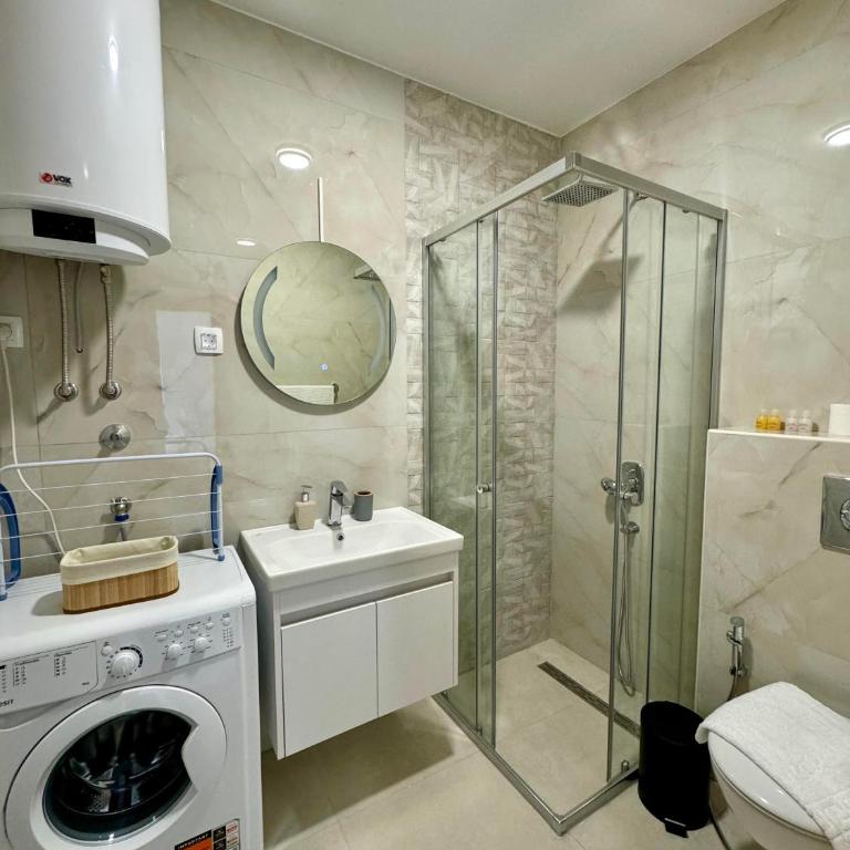 Harmony Garden Apartments - Apartment - 17