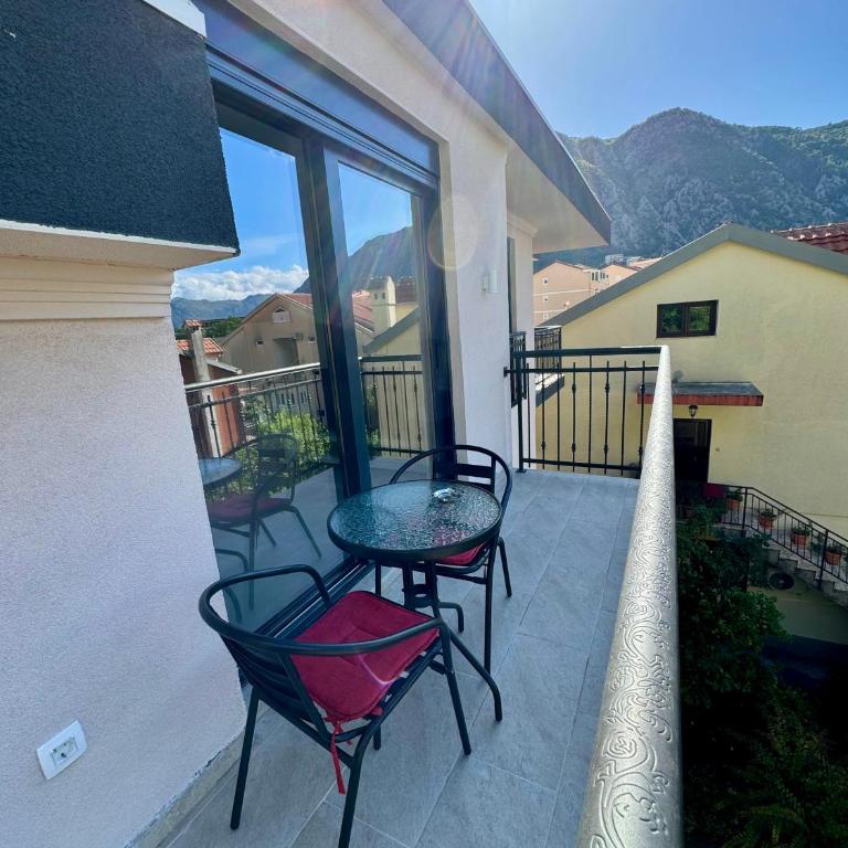Harmony Garden Apartments - Apartment - 11