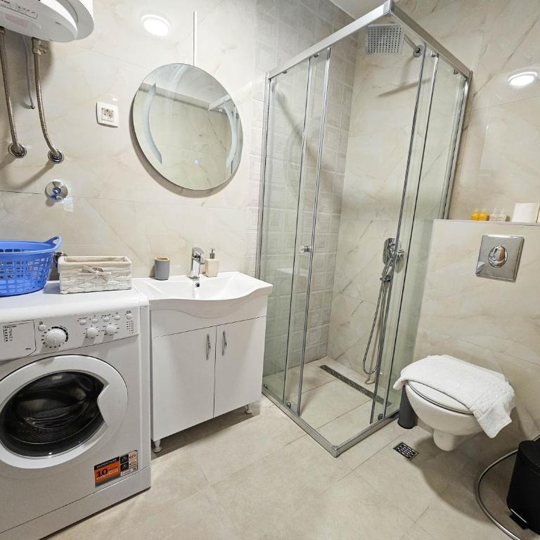 Harmony Garden Apartments - Apartment - 12