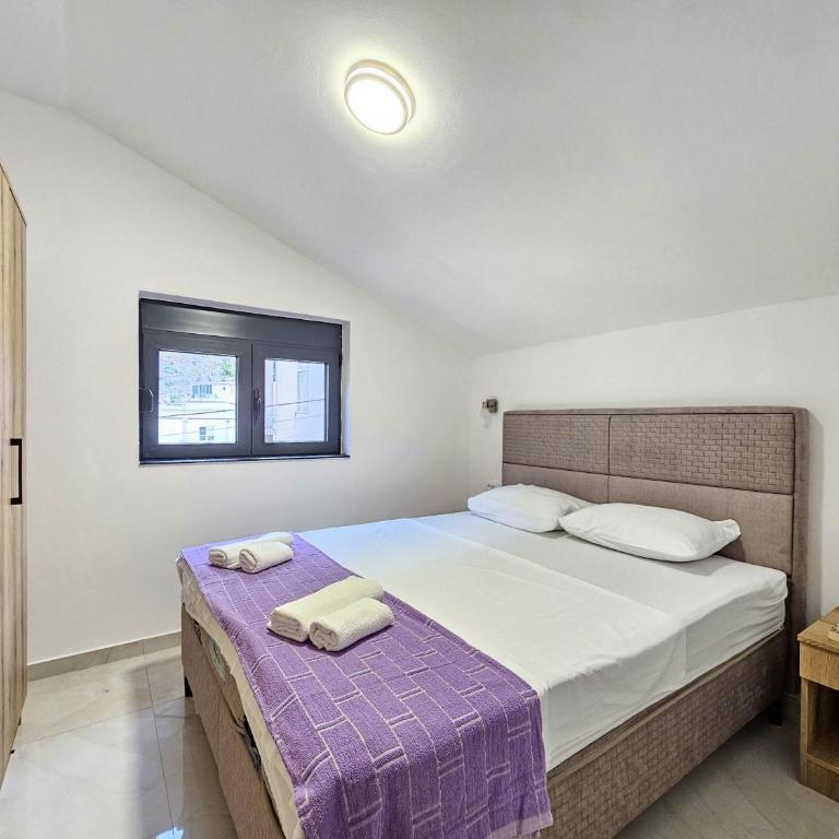 Harmony Garden Apartments - Apartment - 18