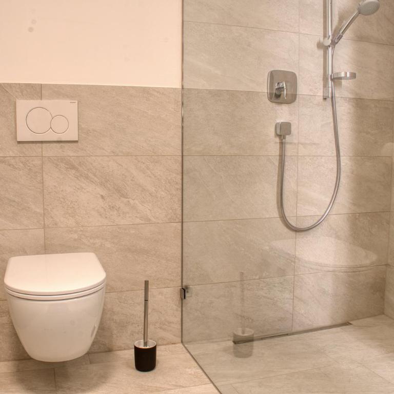 myQuartier City Chalets digital self check in - Studio M mit Balkon - 7