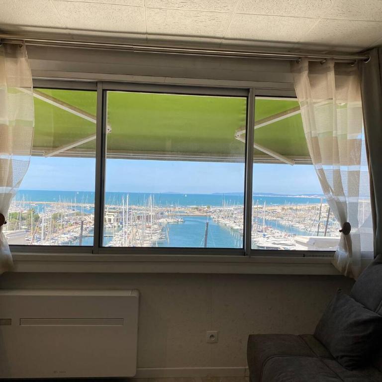 Studio vue Mer sur le Port - Quai d 'Honneur - One-Bedroom Apartment - 7