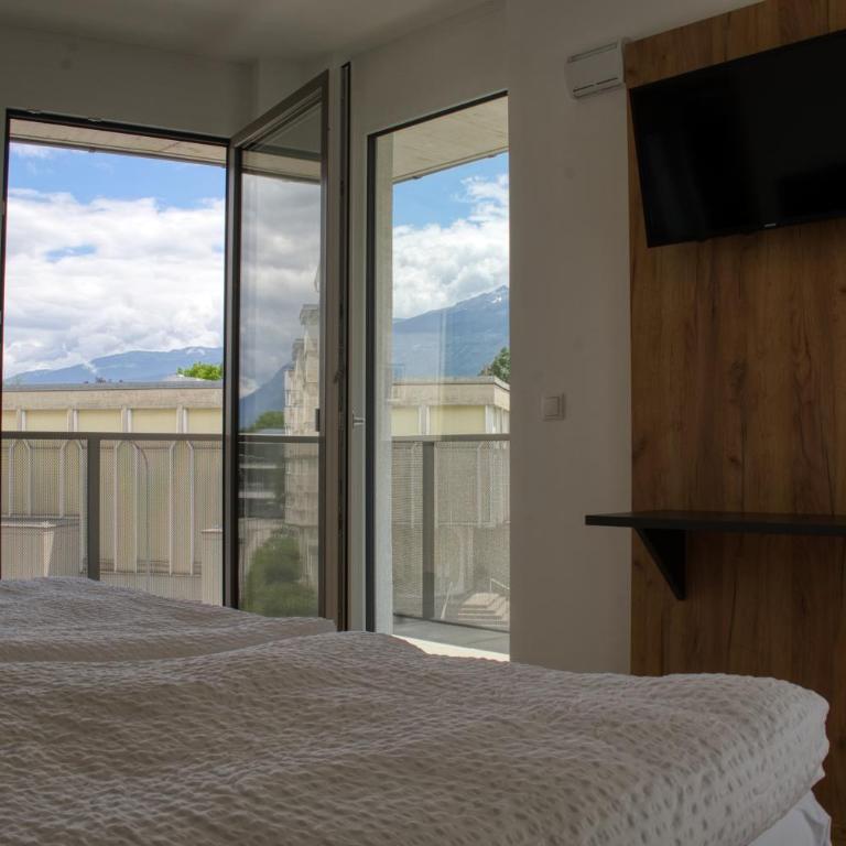 myQuartier City Chalets digital self check in - DeLuxe Penthouse II - 25