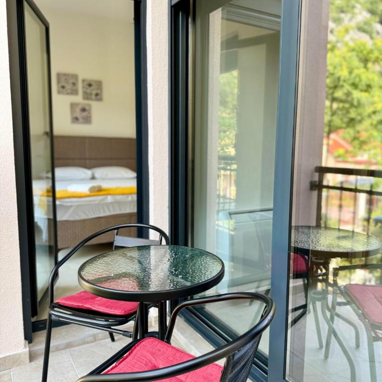 Harmony Garden Apartments - Apartment - 5