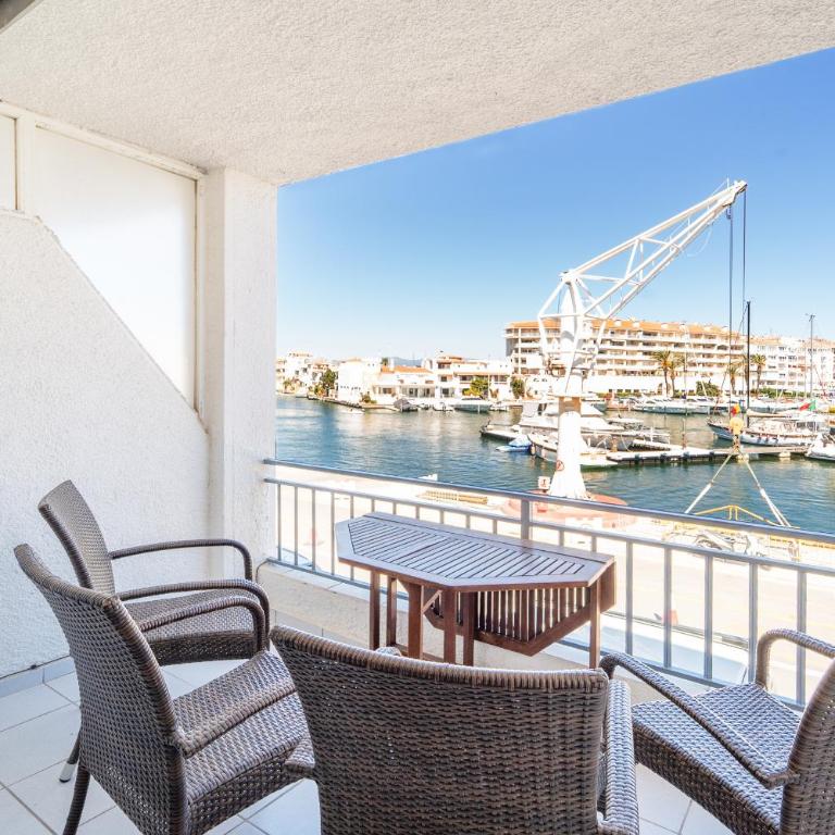 WELCS APARTAMENTO 100 EMP con vistas al canal - Apartamento con balcón - 18