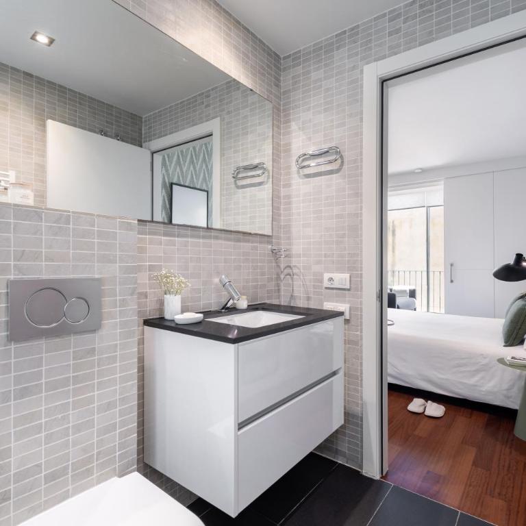 Aspasios Paseo de Gracia Apartments - Two-Bedroom Apartment - 8