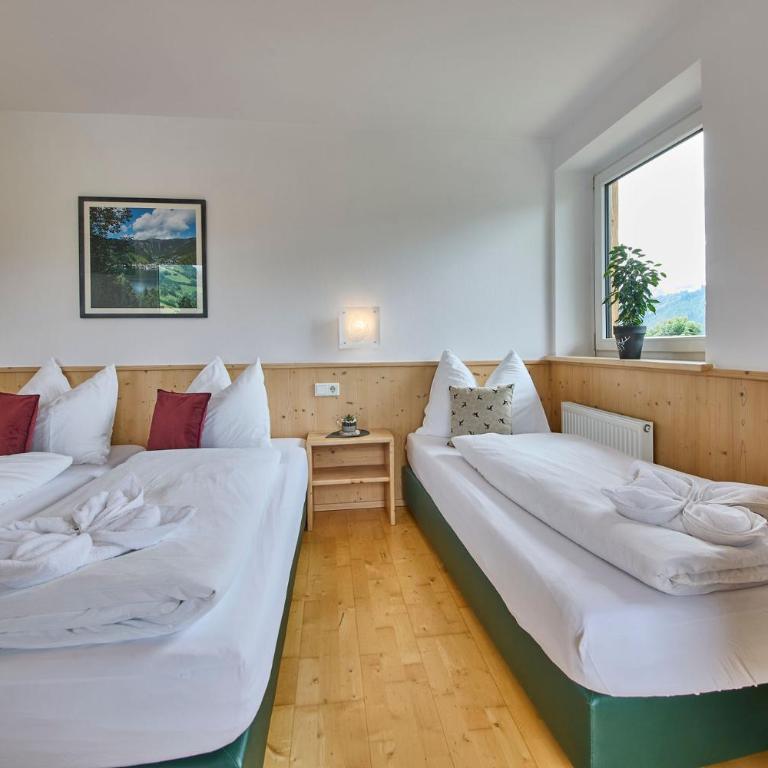 Platzhirsch Rooms - B&B - SELF CHECK-IN - Classic Dreibettzimmer - 2