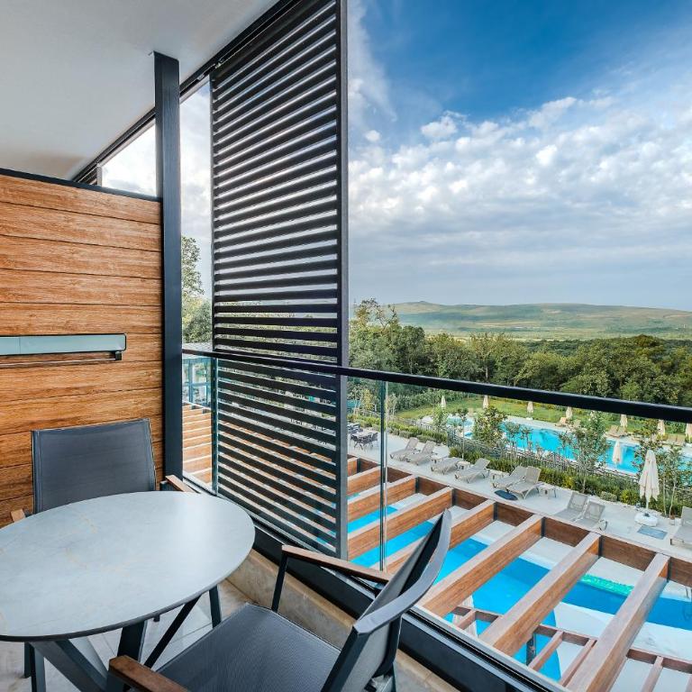 Montenegro Lodge - King Studio with Sea View - 7