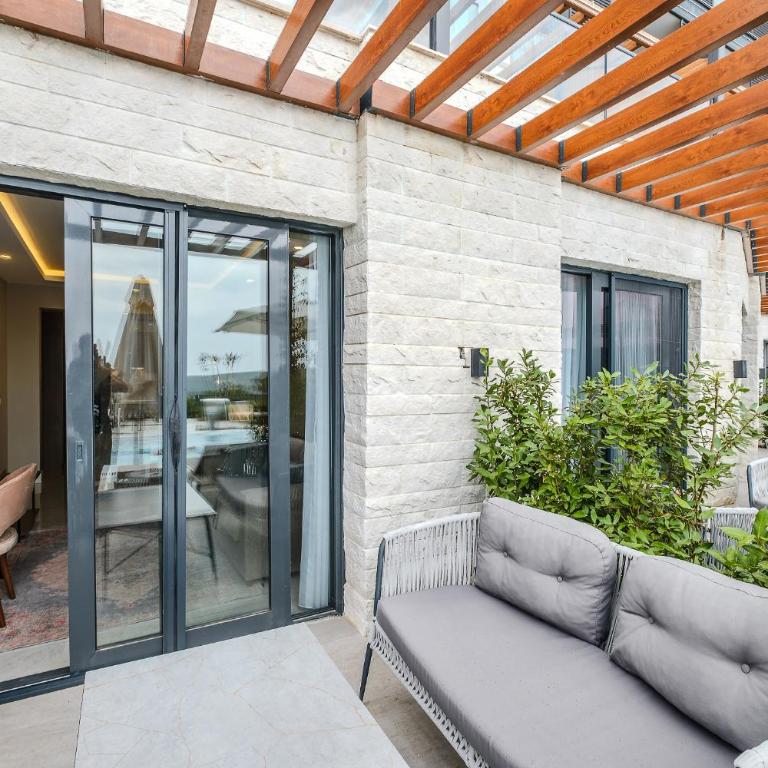 Montenegro Lodge - Double Room With Seaview - Direct Access to Pool - 8
