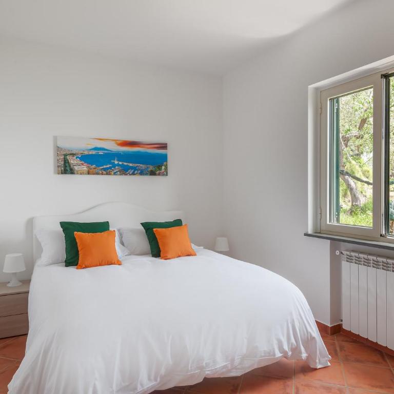 Villa Saretta Amalfi Views Pool & Guest Services by Feeling Italy - Villa - 9