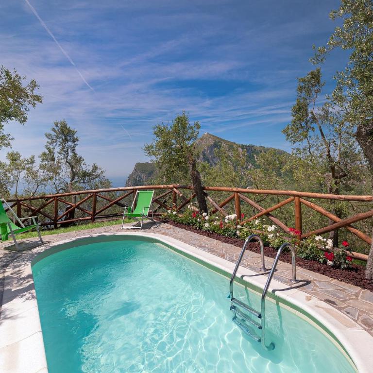 Villa Saretta Amalfi Views Pool & Guest Services by Feeling Italy - Villa - 11