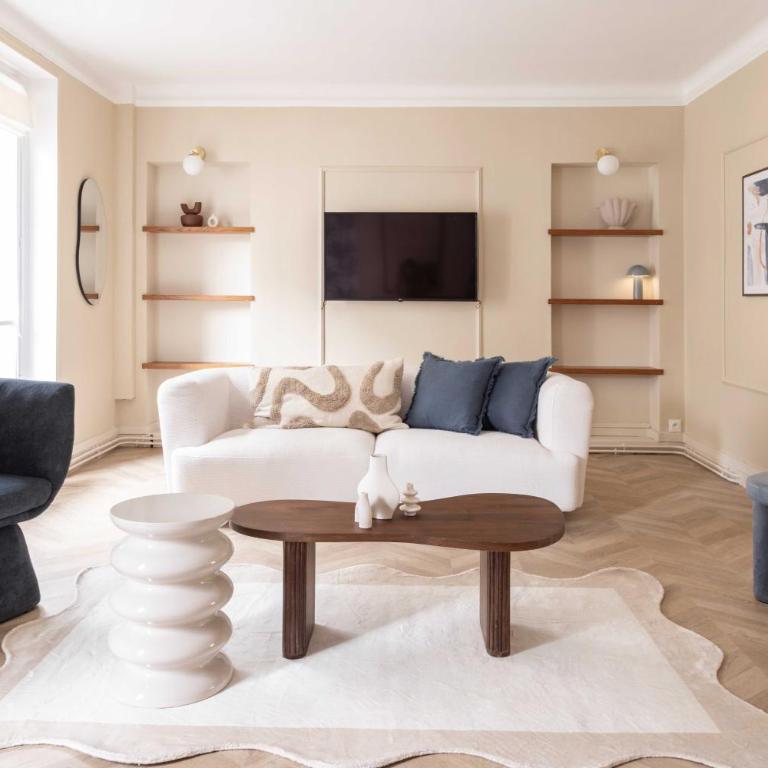 Chic apartment - 5BR-10P - Grenelle-Eiffel Tower - Appartement Deluxe 5 Chambres - 7