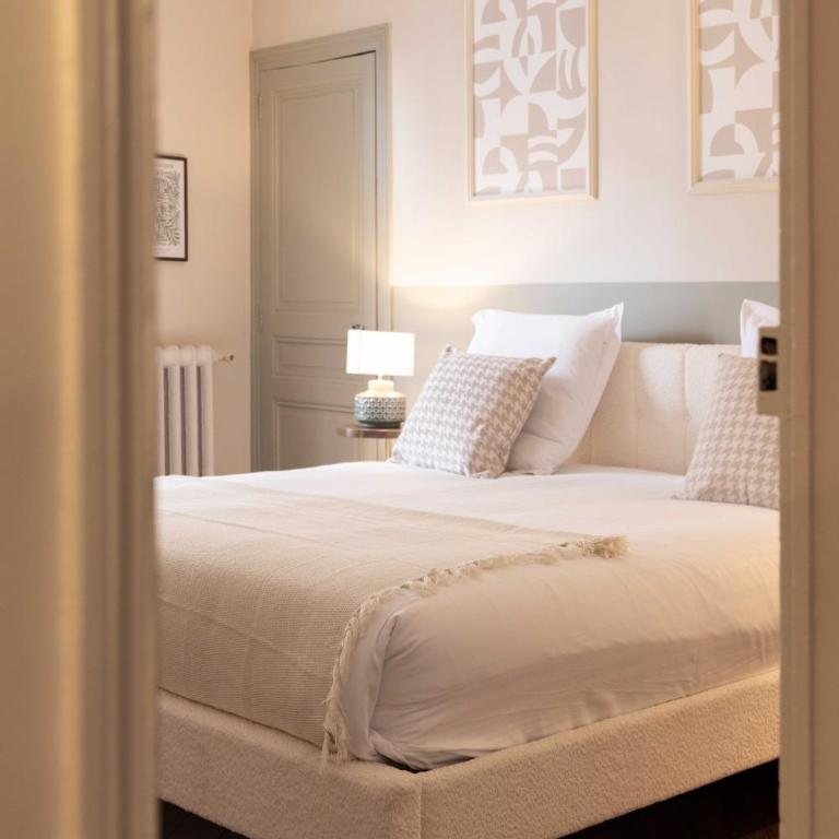 Chic apartment - 5BR-10P - Grenelle-Eiffel Tower - Appartement Deluxe 5 Chambres - 36