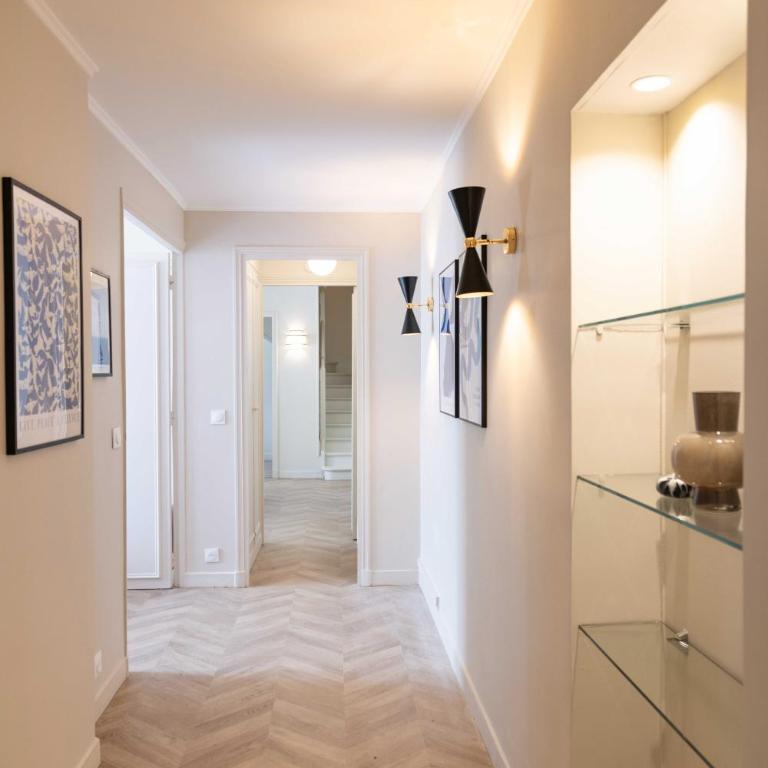 Chic apartment - 5BR-10P - Grenelle-Eiffel Tower - Appartement Deluxe 5 Chambres - 58