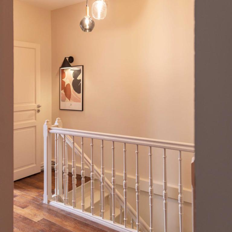 Chic apartment - 5BR-10P - Grenelle-Eiffel Tower - Appartement Deluxe 5 Chambres - 60