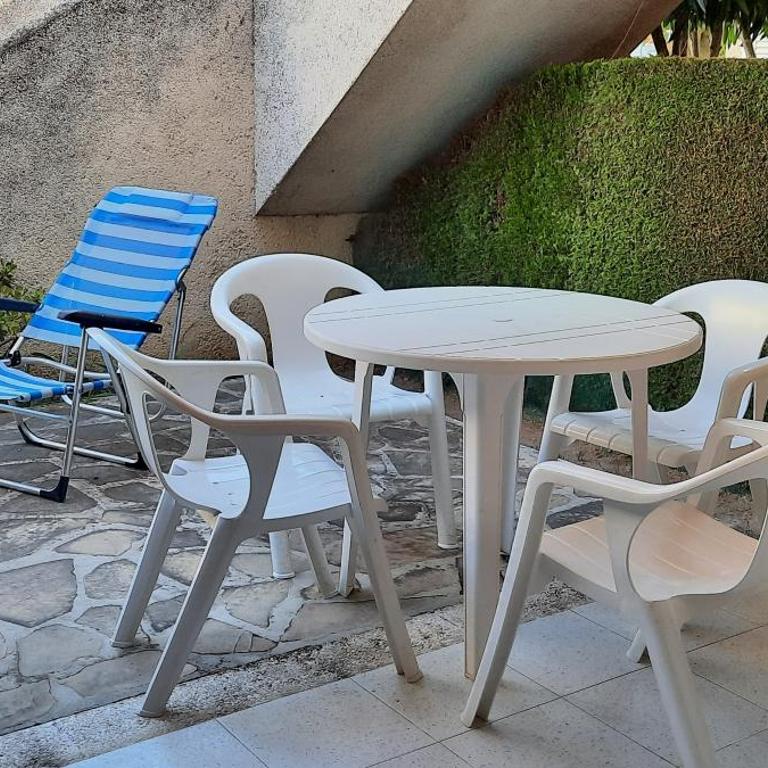 Apartamento dúplex con terraza y parking - Two-Bedroom Apartment - 10