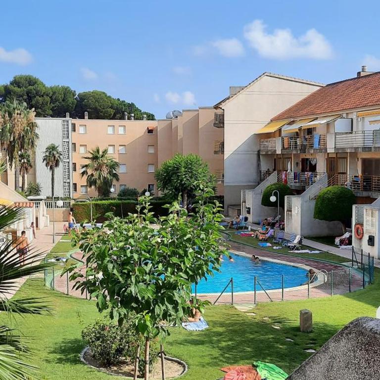 Apartamento dúplex con terraza y parking - Two-Bedroom Apartment - 2
