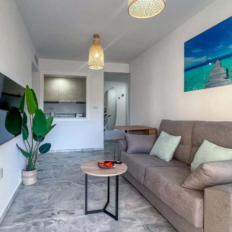 OleHolidays Costabella 2 junto al mar - One-Bedroom Apartment - 4