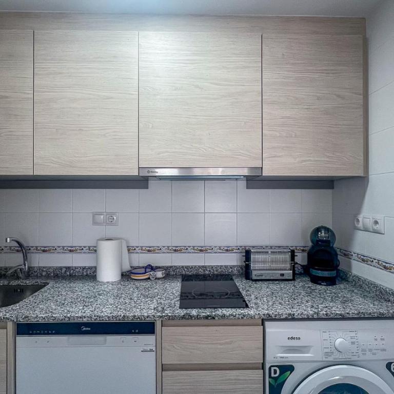 OleHolidays Costabella 2 junto al mar - One-Bedroom Apartment - 10