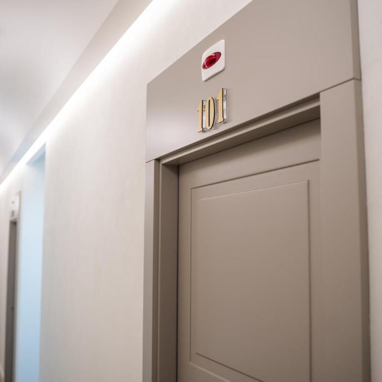 Boemì smart suites - Deluxe Double or Twin Room - 12