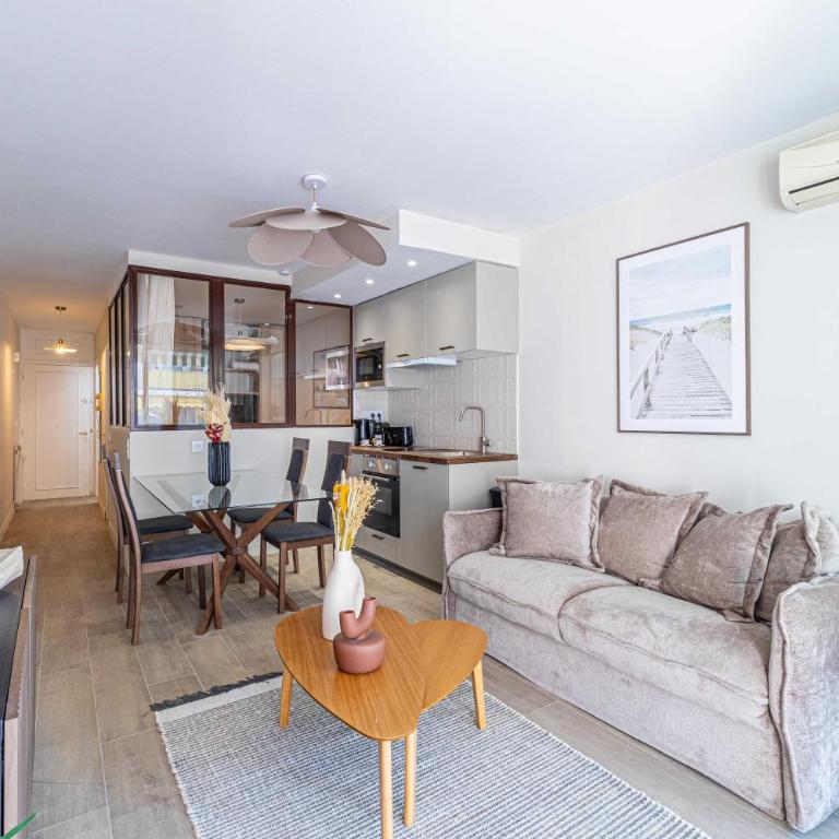 Sunny getaway with balcony and A-C in Antibes - Appartamento - 3