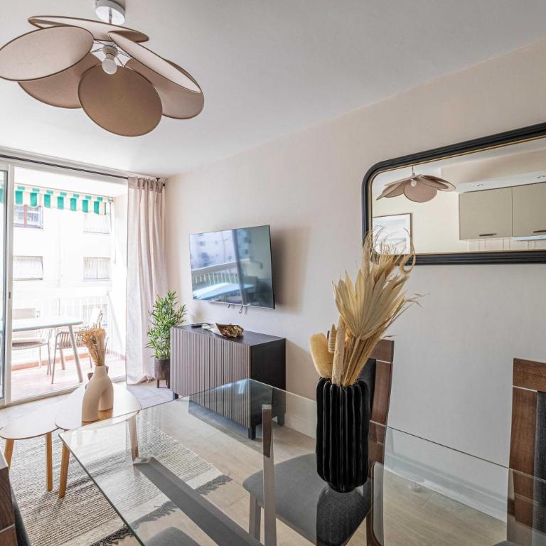Sunny getaway with balcony and A-C in Antibes - Appartamento - 6