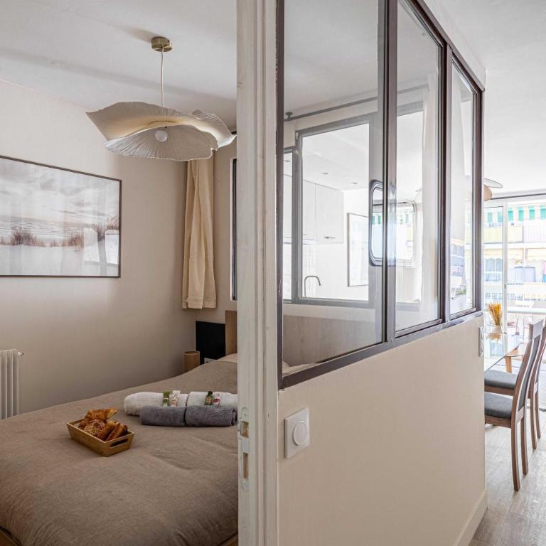 Sunny getaway with balcony and A-C in Antibes - Appartamento - 7