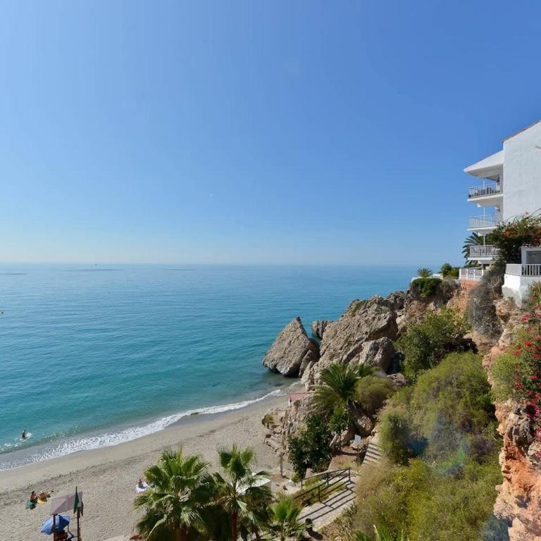 carabeo perla POOL CENTRO - Two-Bedroom Apartment - 44