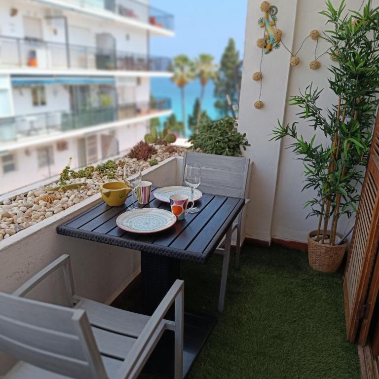 carabeo perla POOL CENTRO - Two-Bedroom Apartment - 17