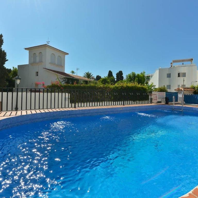 carabeo perla POOL CENTRO - Two-Bedroom Apartment - 23