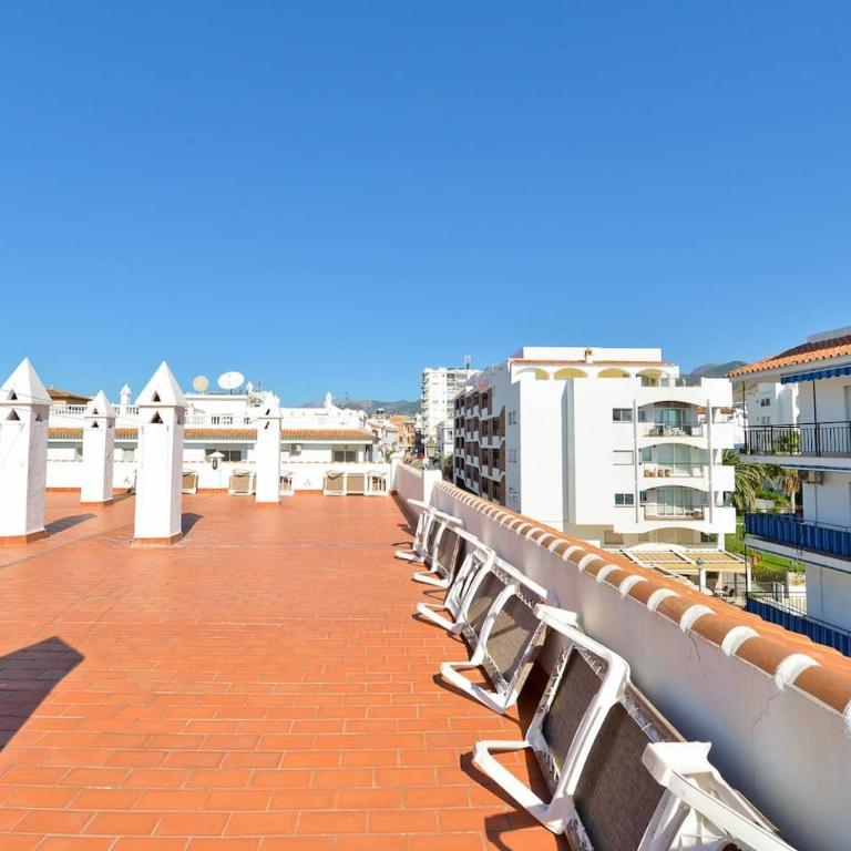 carabeo perla POOL CENTRO - Two-Bedroom Apartment - 30