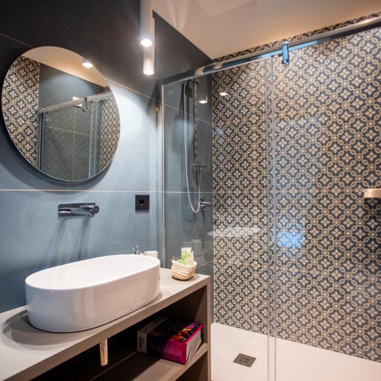 Boemì smart suites - Deluxe Queen Room - 7