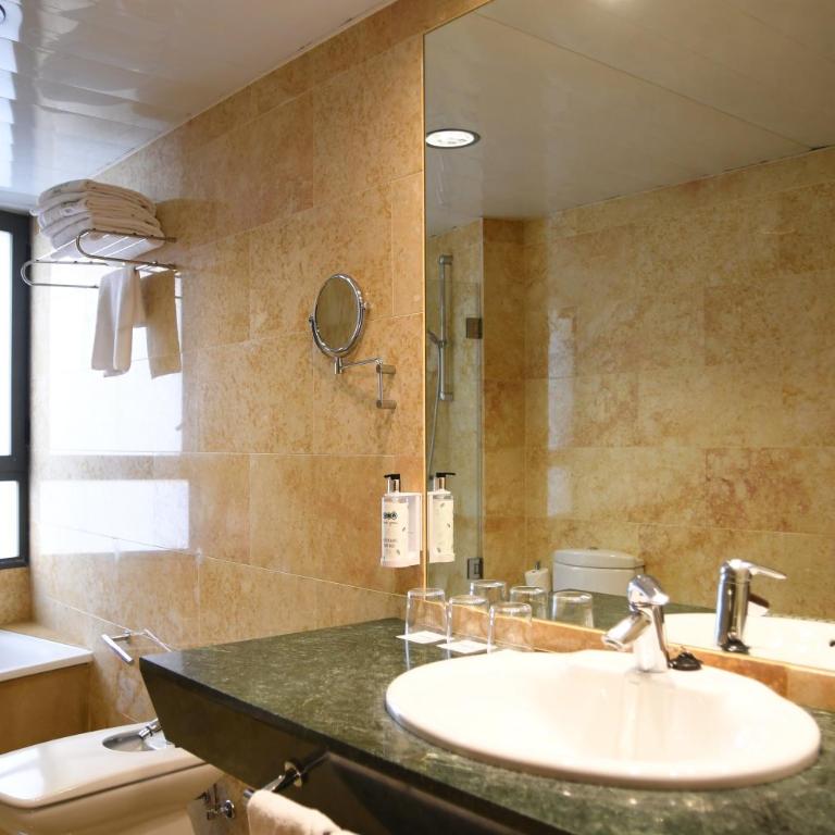 Sercotel Palacio de Tudemir - Habitación Triple - 4