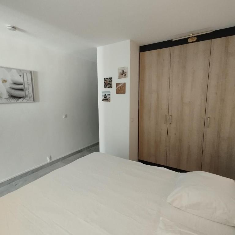 Appartement Terrasse, centre-ville, 5 min de la plage - Appartement 1 Chambre avec Terrasse - 2