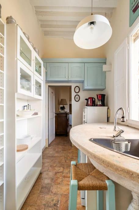 Spacious apartment steps from Piazza Santa Croce, Florence, with balcony - Appartamento con 1 Camera da Letto - 22