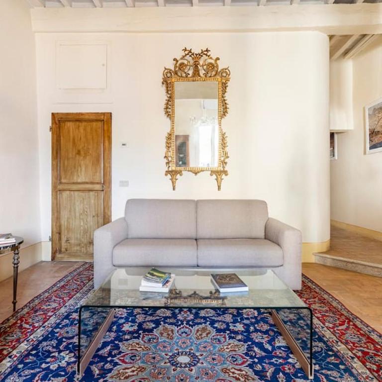 Spacious apartment steps from Piazza Santa Croce, Florence, with balcony - Appartamento con 1 Camera da Letto - 38
