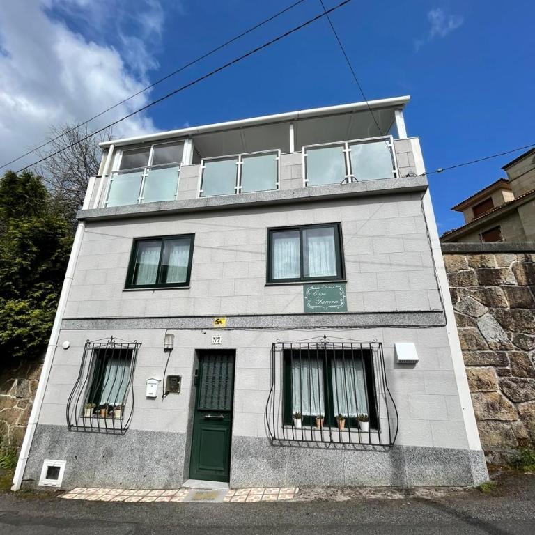 Casa Yanira - Four-Bedroom House - 3