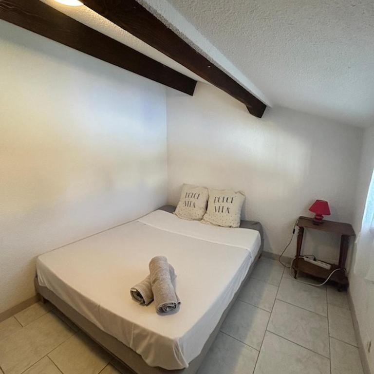 Le Pechiney Appart Camargue - Three-Bedroom Apartment - 5