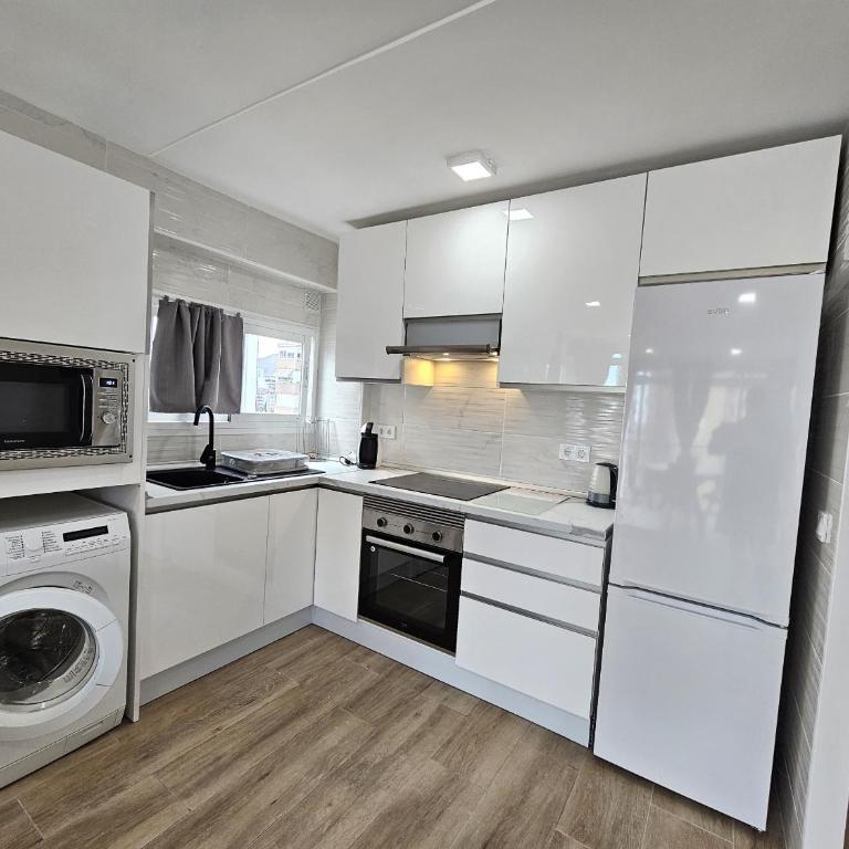 Apartamento Acacias 8 IF Benidorm - Apartamento con vistas a la ciudad - 11