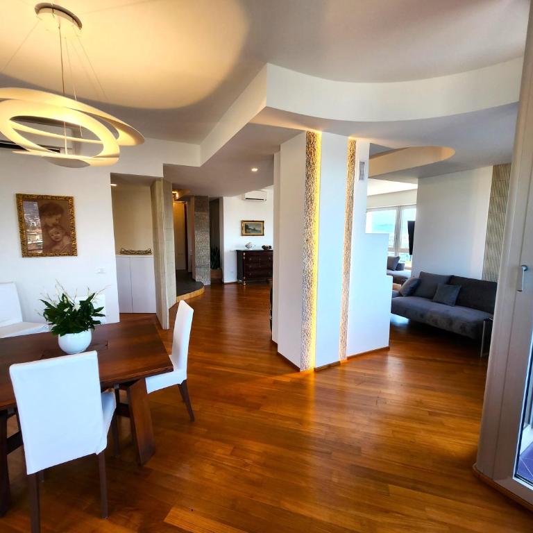 Appartamento Decimo Cielo Vista Mare - Appartamento con 3 Camere da Letto - 31