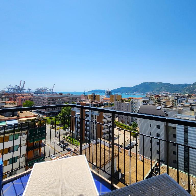 Appartamento Decimo Cielo Vista Mare - Appartamento con 3 Camere da Letto - 37