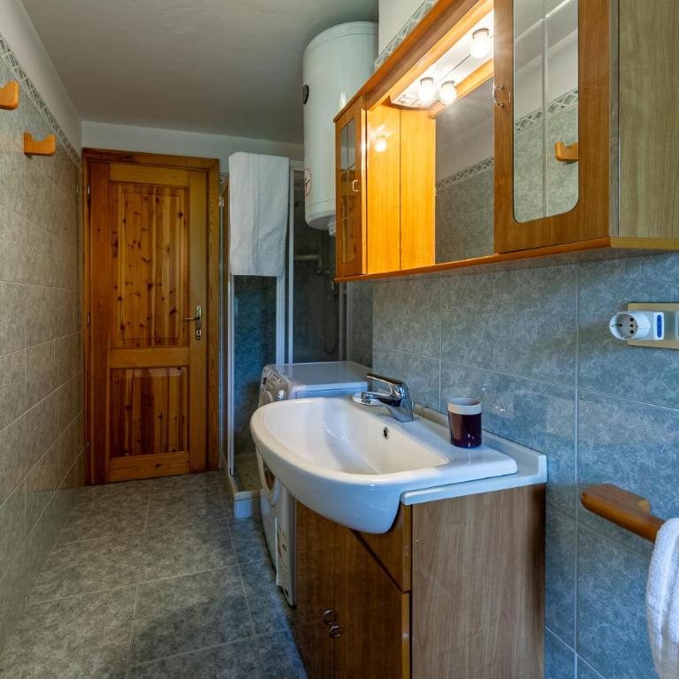 APPARTAMENTO LE GINESTRE - Relax e vista Montagna - COUR 0248 - Apartamento de 2 dormitorios - 24
