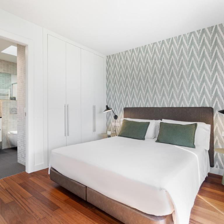 Aspasios Paseo de Gracia Apartments - Penthouse Apartment with Terrace - 4