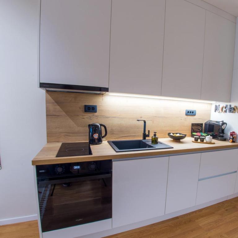 Iris Studio Apartment - Deluxe Studio - 12