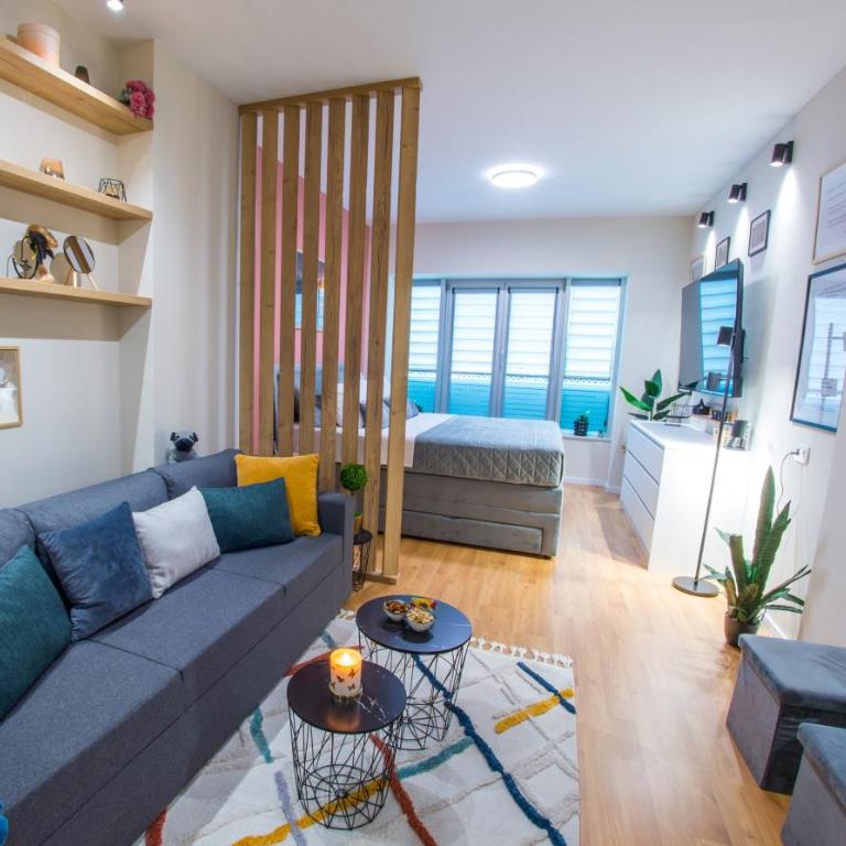 Iris Studio Apartment - Deluxe Studio - 2