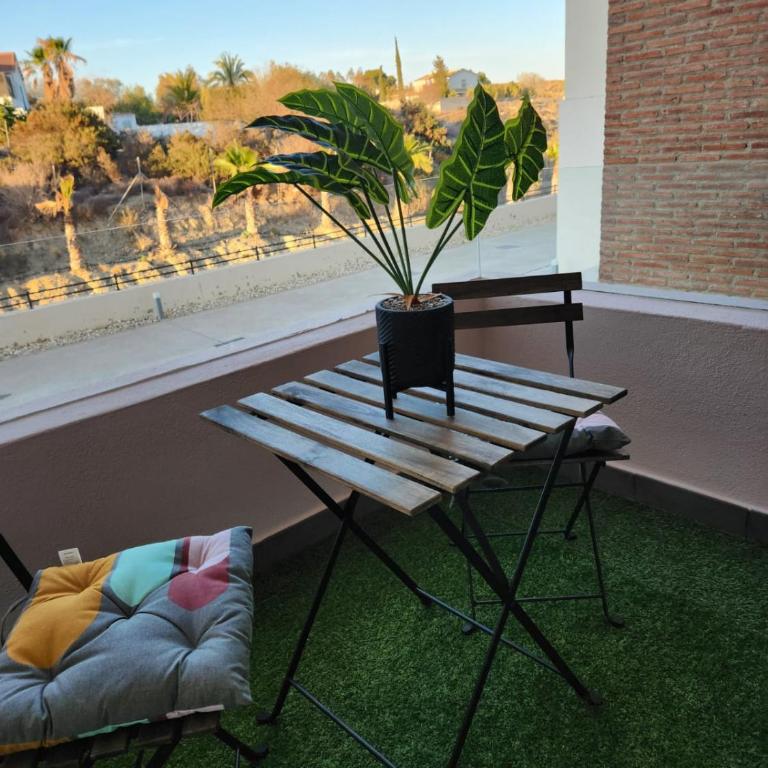 Bajo con vistas a la piscina en Valle del Este Golf - Apartamento - Planta baja - 24