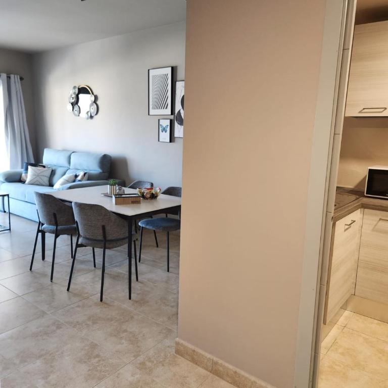 Bajo con vistas a la piscina en Valle del Este Golf - Apartamento - Planta baja - 30