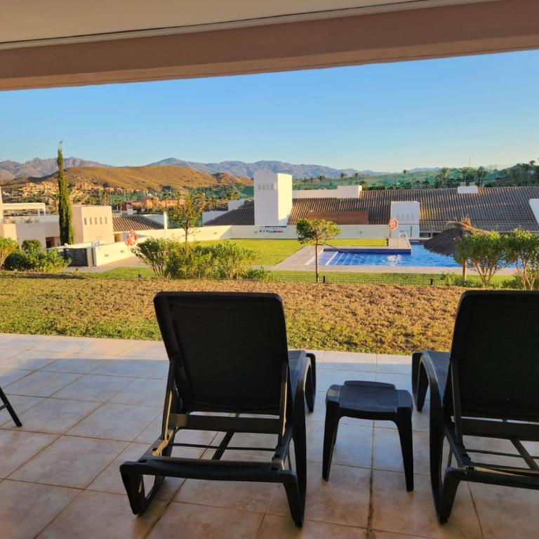 Bajo con vistas a la piscina en Valle del Este Golf - Apartamento - Planta baja - 49