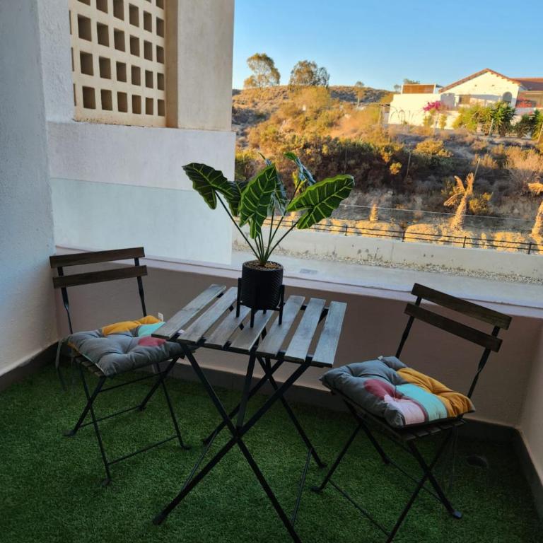 Bajo con vistas a la piscina en Valle del Este Golf - Apartamento - Planta baja - 55